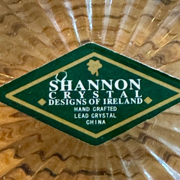 Shannon Crystal “KISS” candy dish - Picture 5 of 5